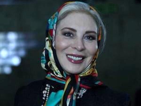 عکس پدر و مادر افسانه بایگان