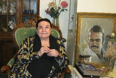 عکس ترانه همسر فریدون فرخزاد