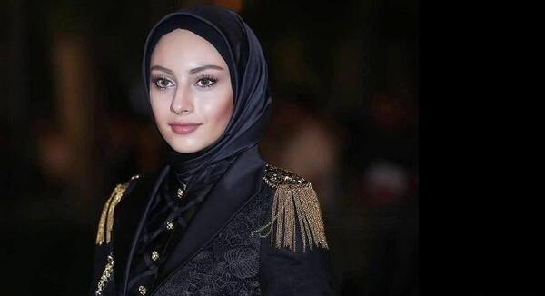 عکس ترلان پروانه با آرایش غلیظ
