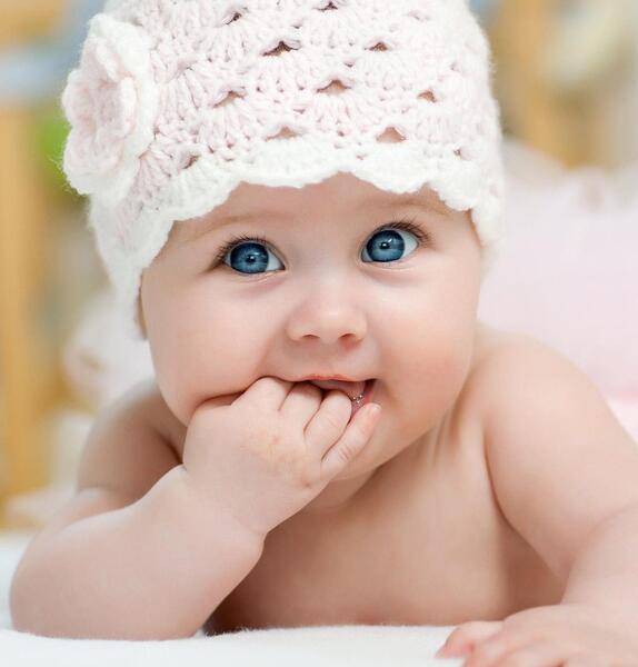 عکس بچه خوشگل برای تصویر زمینه