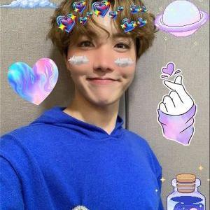 عکس جیهوپ در گروه بی تی اس