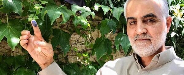 عکس سردار سلیمانی پای صندوق رای