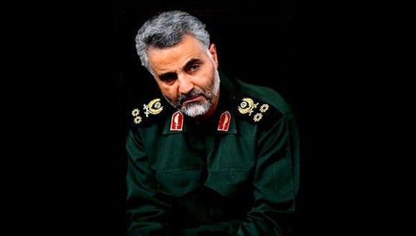عکس سردار سلیمانی با لباس سپاه