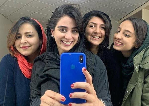 عکس بی حجاب اناهیتا افشار