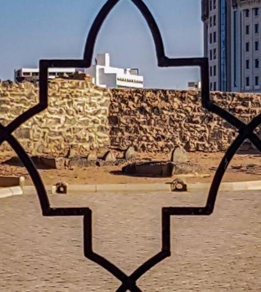 عکس با کیفیت قبرستان بقیع