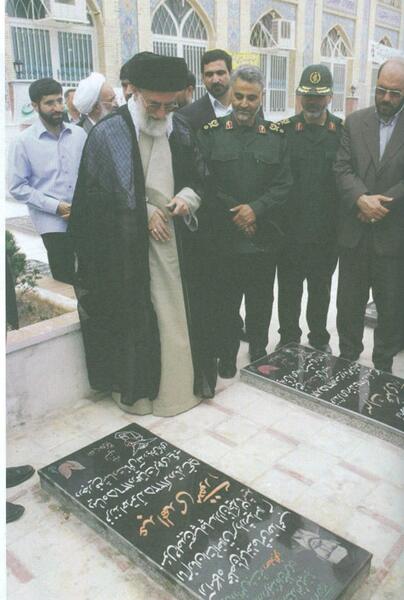 عکس سردار سلیمانی همراه رهبر انقلاب