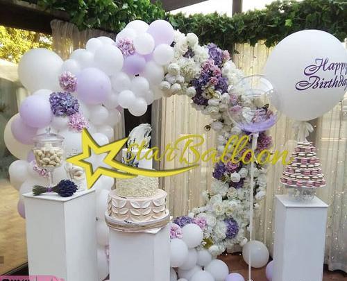 عکس بادکنک ایستاده