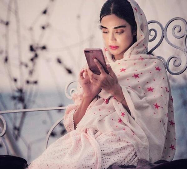 عکس الهه حصاری به همراه همسرش