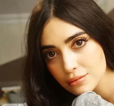 عکس مژگان در سریال چوکوروا قبل از عمل