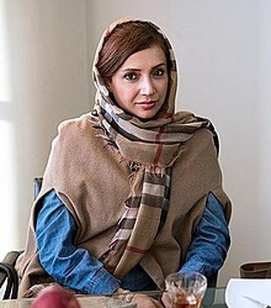 عکس شبنم قلی خانی در استخر