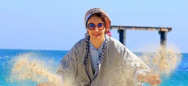 عکس شبنم قلی خانی در استخر