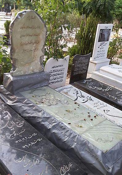 عکس سنگ قبر رضا رویگری