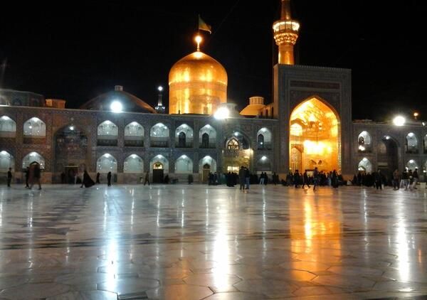 عکس حرم در شب