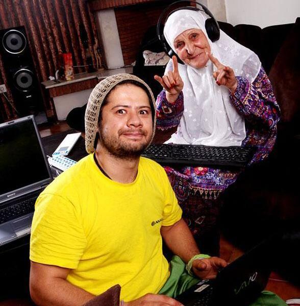 عکس علی صادقی خنده