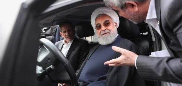 عکس ماشین ضد گلوله روحانی