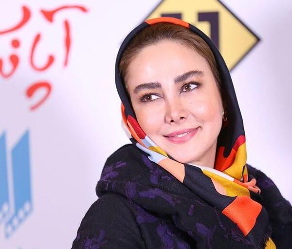 عکس نوشته آناهیتا نعمتی