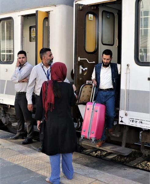 عکس داخل قطار ایرانی
