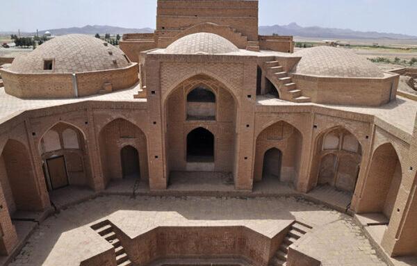 عکس شهر نهبندان