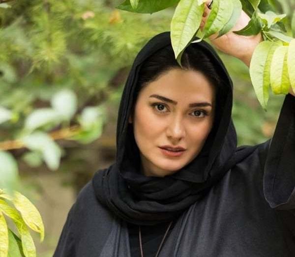 عکس مینا وحید و همسرش