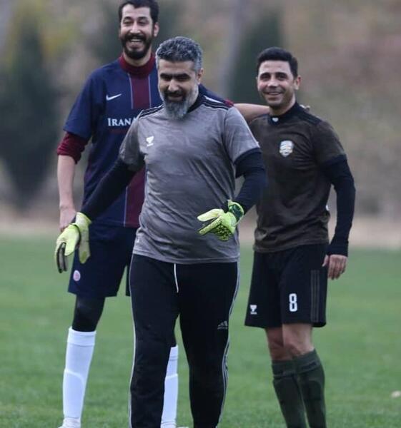 عکس بهرام افشاری در نساجی
