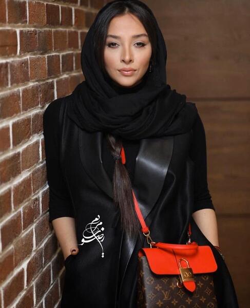 عکس بدون ارایش اناهیتا درگاهی