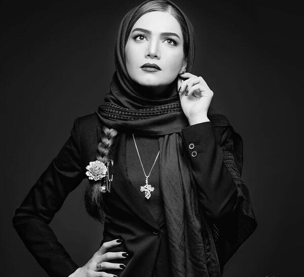 عکس مدلینگ با مانتو