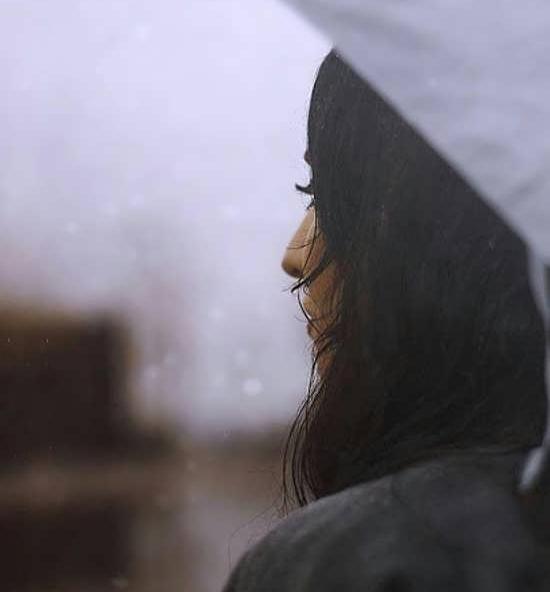 عکس پروفایل زنانه تنها