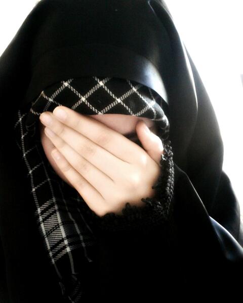 عکس دختر چادری مسخره