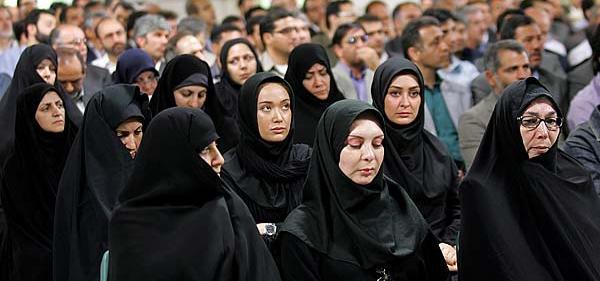 عکس افسانه بایگان در پیاده روی اربعین