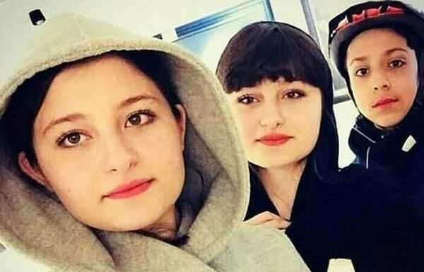 عکس سارا و نیکا برای تصویر زمینه
