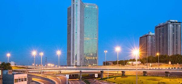 عکس داخل برج بین المللی تهران