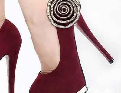 عکس کفش پاشنه بلند زرشکی