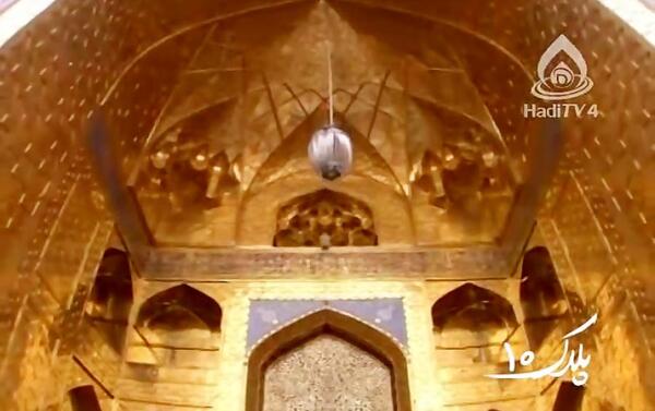 عکس سردار سلیمانی در ایوان طلا امام رضا