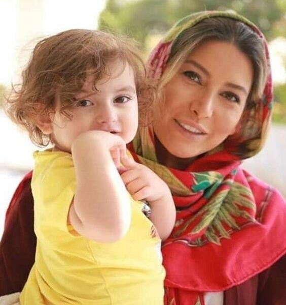 عکس فریبا نادری و همسرش مهرداد