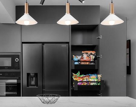عکس کابینت ایستاده