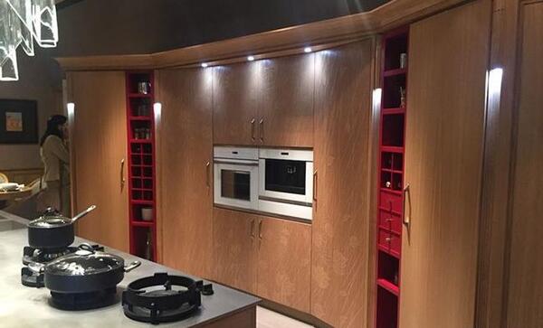 عکس کابینت ایستاده