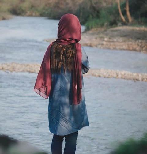عکس پروفایل پشت سر دختر