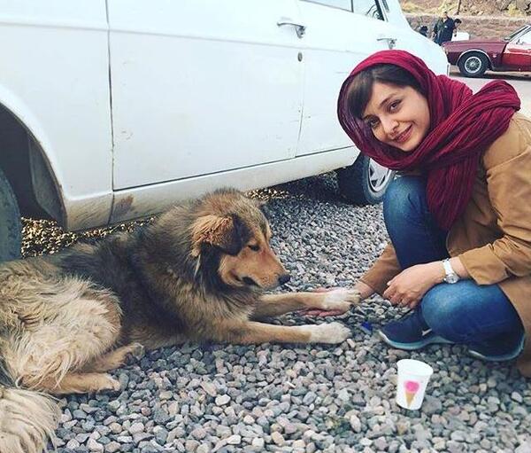 عکس نوشته ساره بیات برای پروفایل