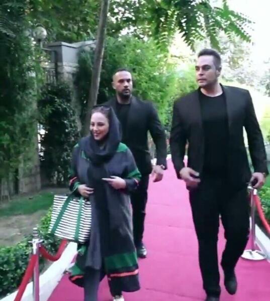 عکس بهنوش بختیاری با بادیگاردهایش