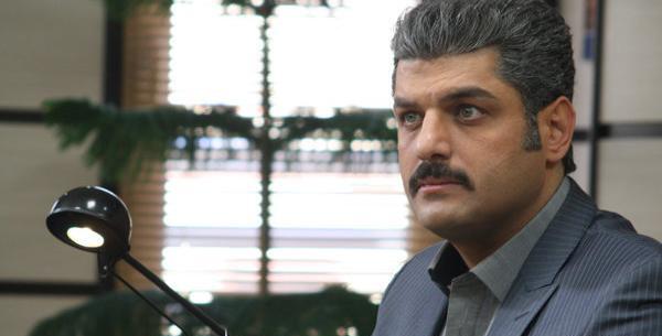 عکس سام درخشانی در سریال همه چیز آنجاست