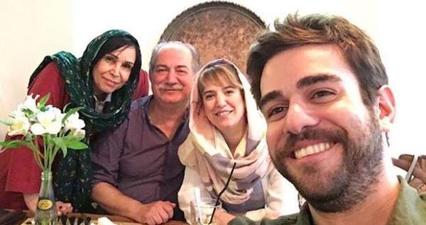 عکس ستاره پسیانی و مادرش