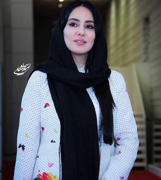 عکس مرجان در سریال نون خ