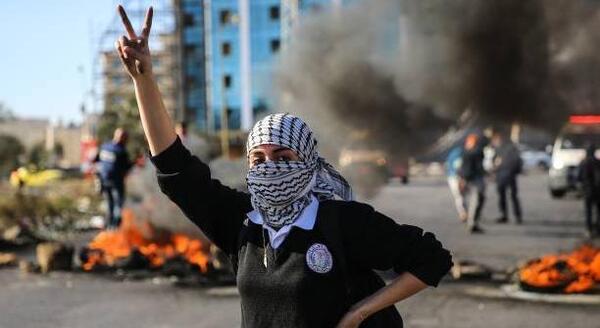 عکس دختر فلسطینی روز قدس