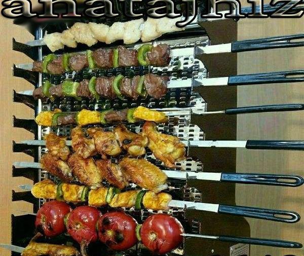 عکس کباب پز ایستاده ضیافت