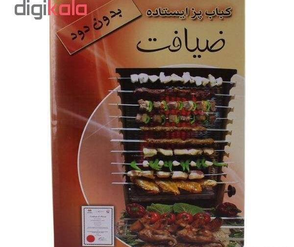 عکس کباب پز ایستاده ضیافت