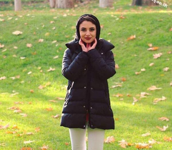 عکسهای ایستاده حدیث مدنی