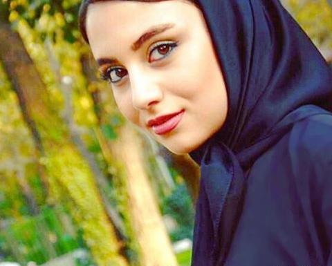 عکسهای ایستاده حدیث مدنی