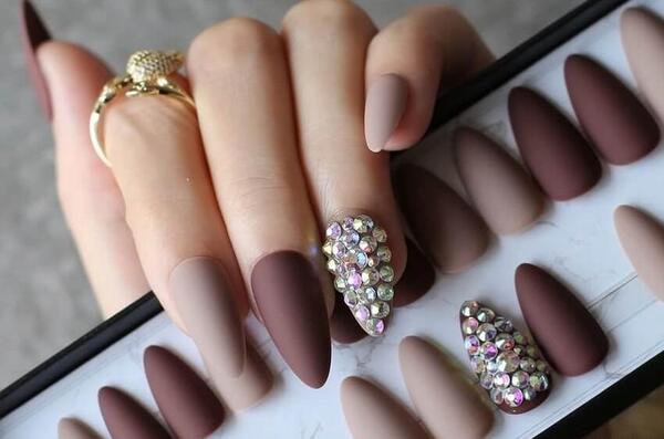 عکس مدل های ناخن مصنوعی