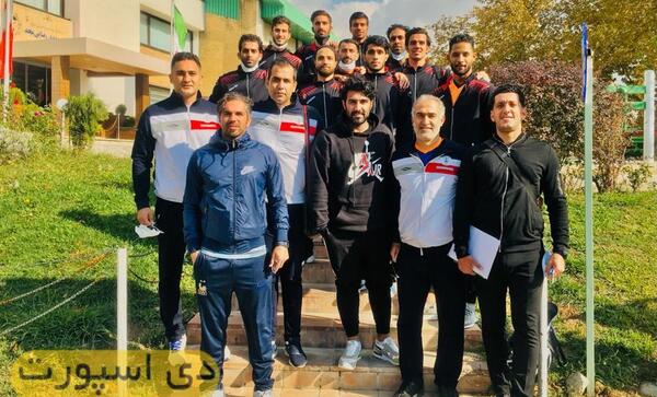 عکس تیم خوشه طلایی ساوه
