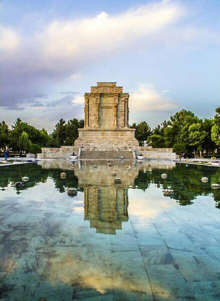 عکس با کیفیت فردوسی